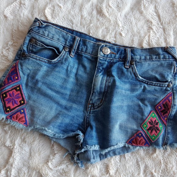 Free People embroidered jean shorts